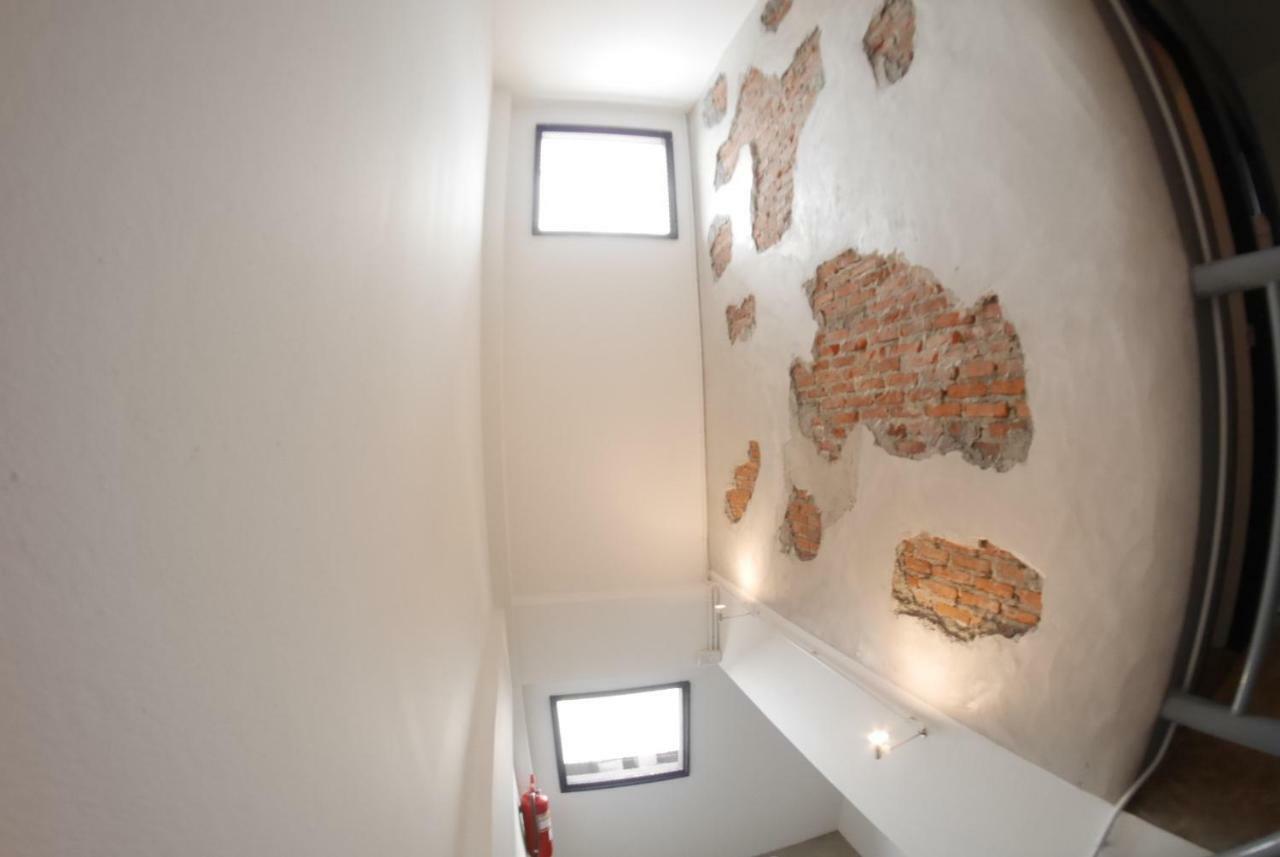 Fun Dee Hostel Ayutthaya Luaran gambar